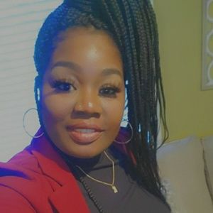 Meet your Posher, Lakeshia